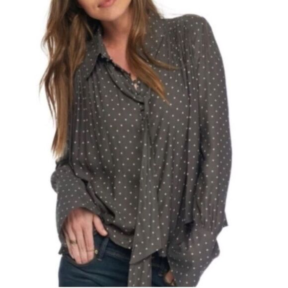 Free People Womens Gray Polka Dot Button Up Long Sleeve Blouse size medium - Picture 1 of 9